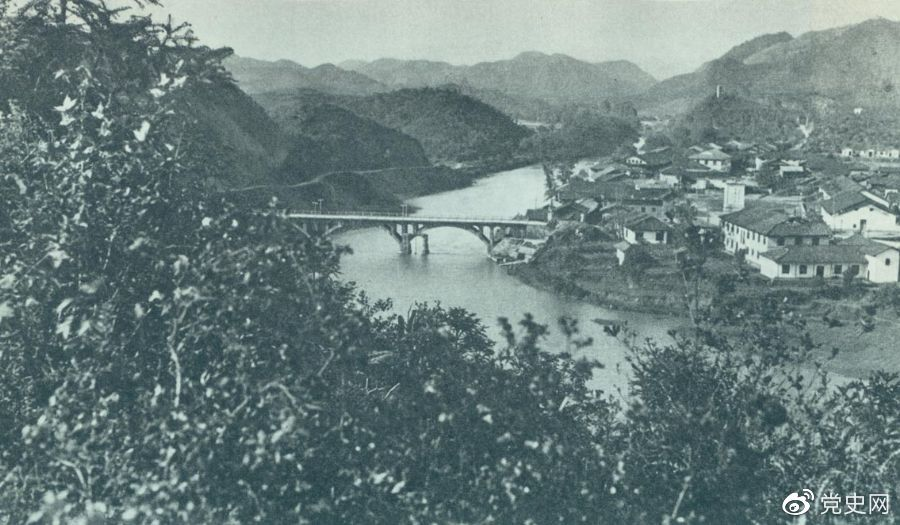 1930年12月，紅軍在龍岡地區(qū)殲滅國(guó)民黨軍第十八師近一萬(wàn)人，活捉敵師長(zhǎng)張輝瓚。圖為作戰(zhàn)舊址江西興國(guó)東北的龍岡。